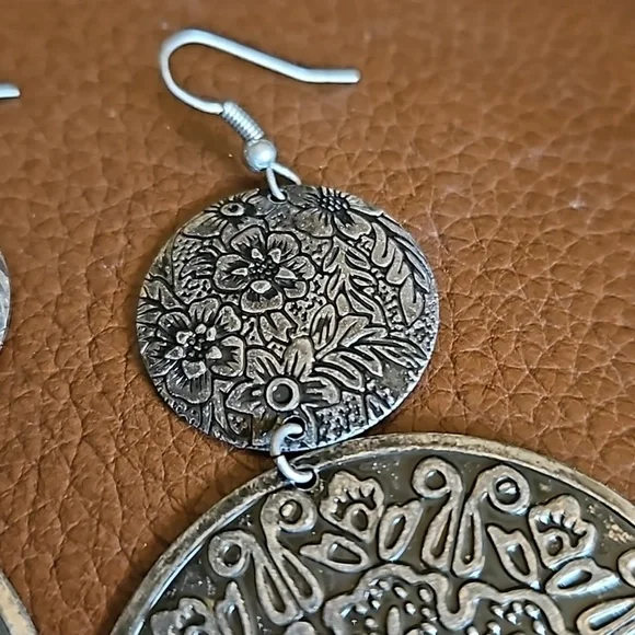 Vintage Large Floral Mandala Metal Circle Festival Dangle Hook Earrings - Picture 6 of 7